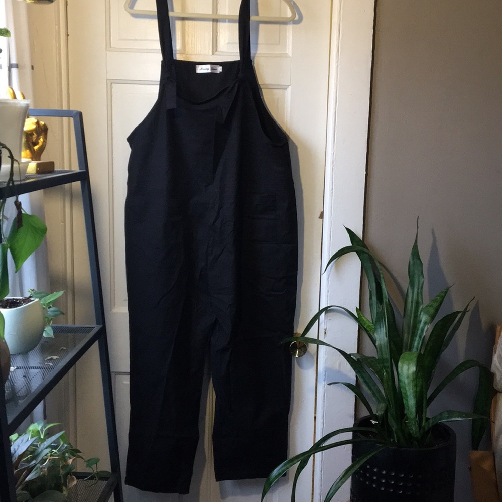 Relaxed Loose-Fitting Overalls